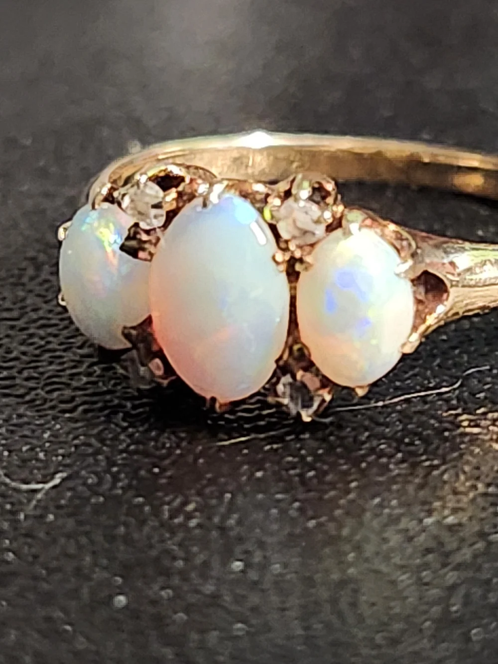 Vintage Opal Three-Stone Ring in White Opal and 14 K Gold